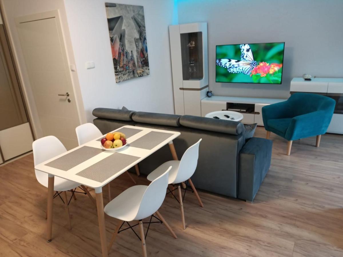 Good To Sea You Polanki Kolobrzeg, Apartament Z Garazem Kültér fotó